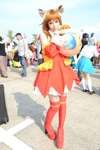 半岛(中国)_小S与旧爱黄子佼和解拥抱痛哭:向你道歉